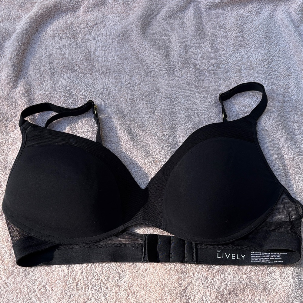 Lively Black Lightly Padded T-Shirt Bra
